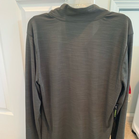 NEW Nike Dri-Fit 1/4 Zip Shirt Tags on; Never Used - Picture 4 of 6